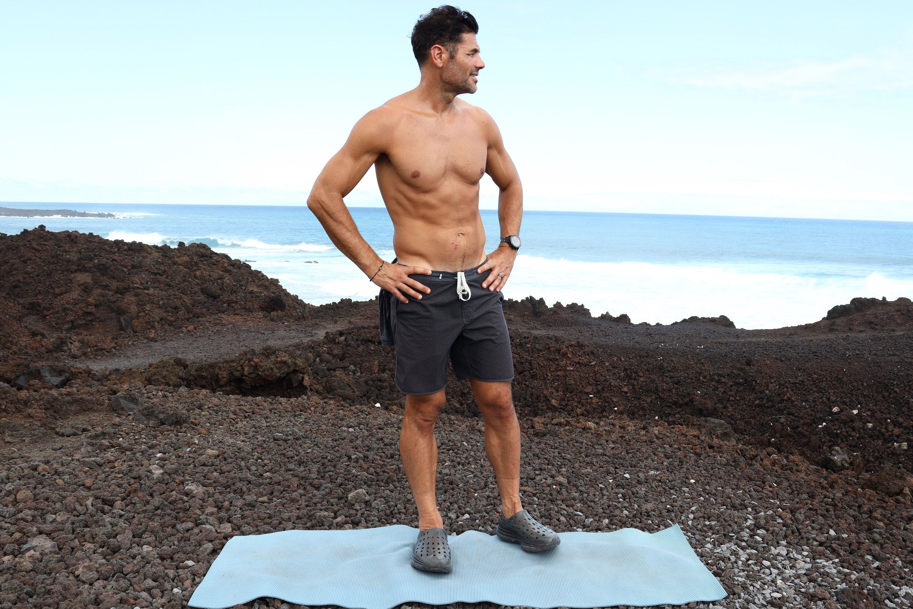 The Ultimate guide: What shoes are good for standing on your feet all day?