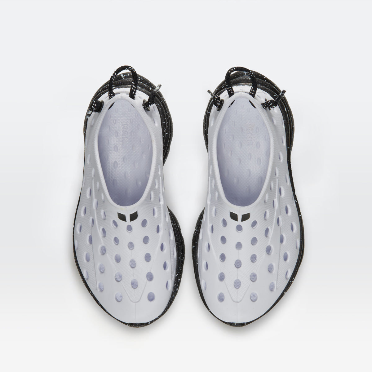 white-black-speckle